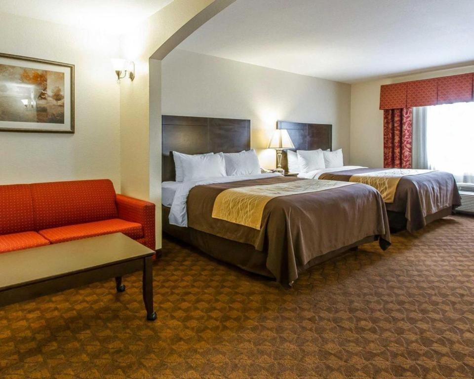 Comfort Inn & Suites Atoka Buitenkant foto