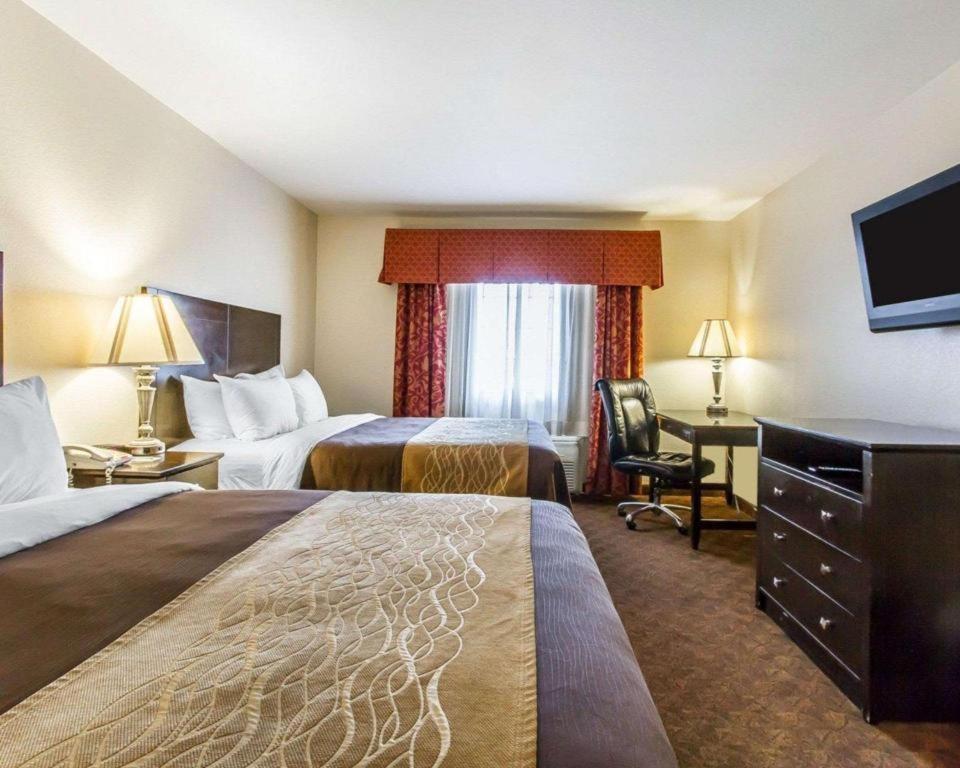 Comfort Inn & Suites Atoka Buitenkant foto